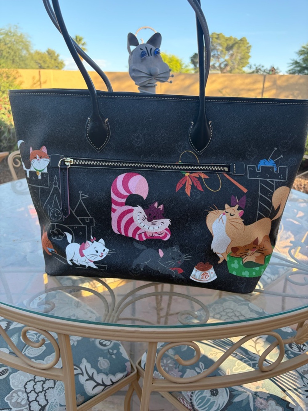 Disney collectible Reigning Cats & Dogs